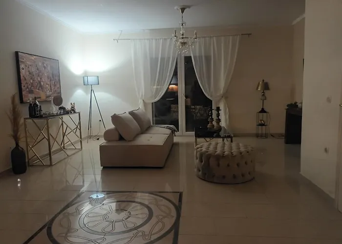 Eche Luxury Corfu Town דירה
